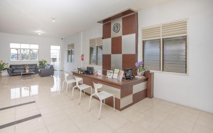 Dancenter Lapan Lapan