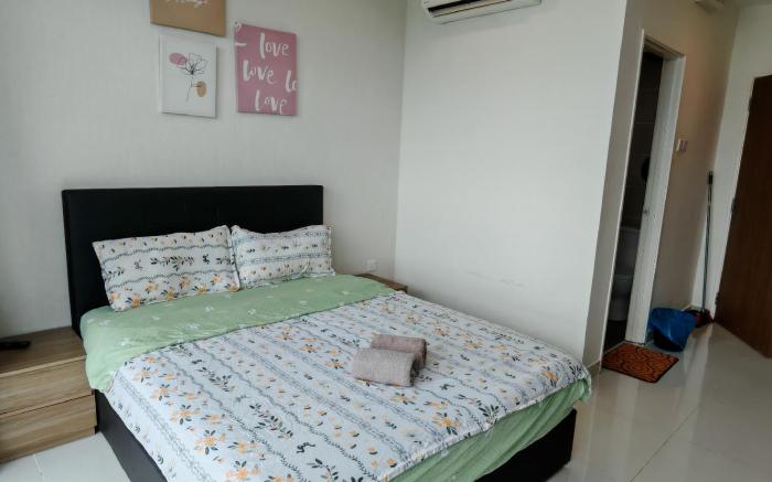 Romantic Deluxe II (B3A32I)