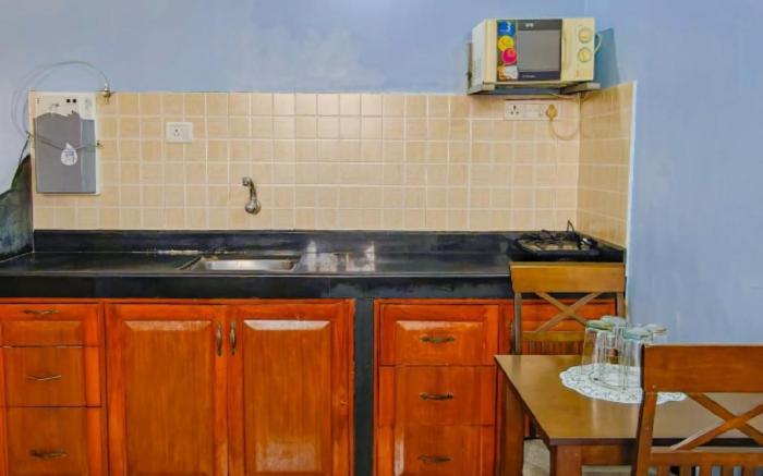 Colva beach 5 mins away,  jacuzzi, Rich Nest  Apt