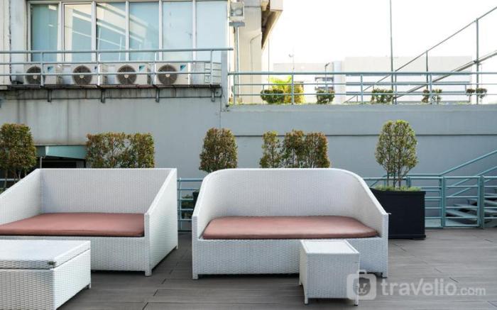 Spacious Luxury 2BR Apt FX Residence By Travelio