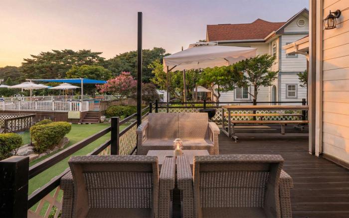 Evergreen Pet-Friendly Pension, Taean