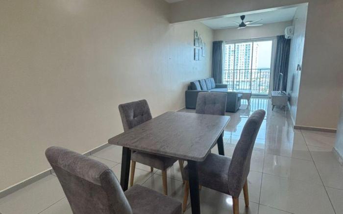 DeLuma@Metropol 3Bedroom (1401)