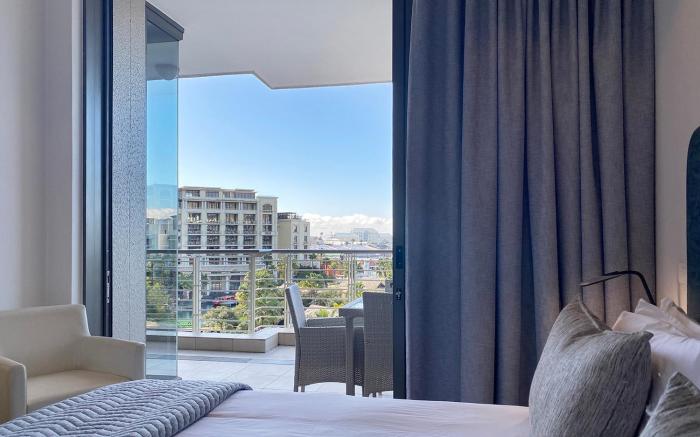 The Marina V&A Waterfront by Smart City Stays