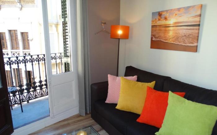 Feel at Sants Apartments