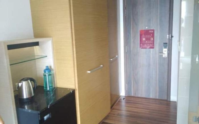 Nice Infinity Pool@ City Center D10 NO WIFI