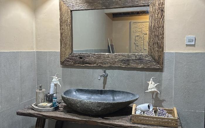 The Dorp villa & antique gallery