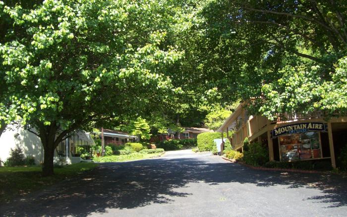 Mountain Aire Cottages, Inn, & Glamping