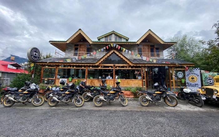 Picturesque Nest 6BR Villa in Manali by Homeyhuts