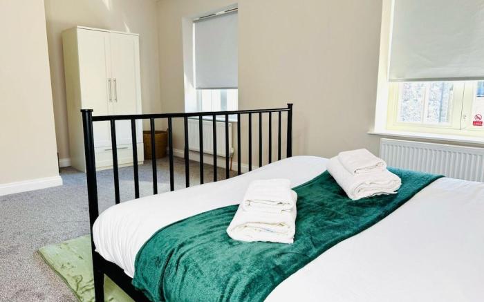 Cozy 3-Bed Thetford Home with WiFi – Sleeps 5 Comf