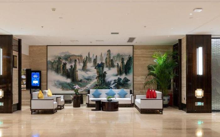 Century Huatian Hotel