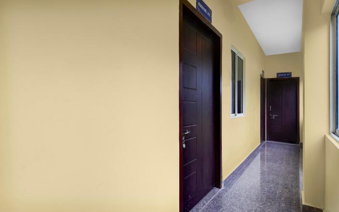 Hotel O Royal Avisi Residency