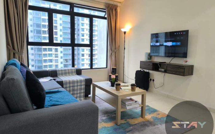 The Garden 3BR Family Cozy Suites Netflix BySTAY