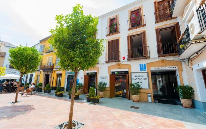 HOTEL MANZANITO