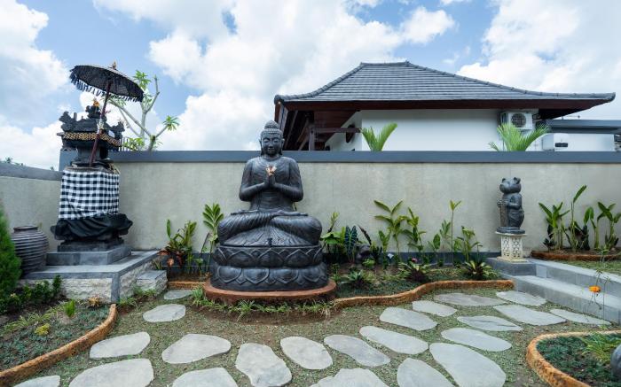 Mahayani Ubud Villa