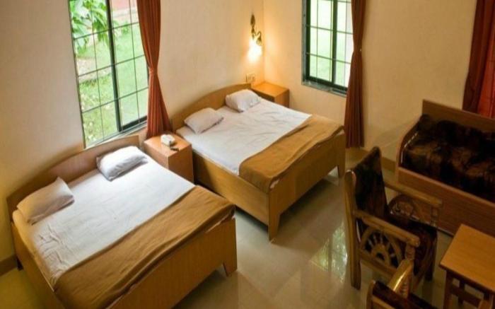 Srushti Farms Resort
