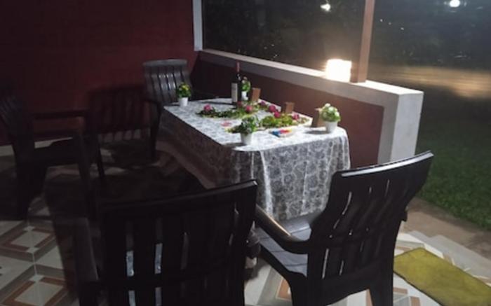 RainHills Holiday Home 6.9km Amboli Water Fall