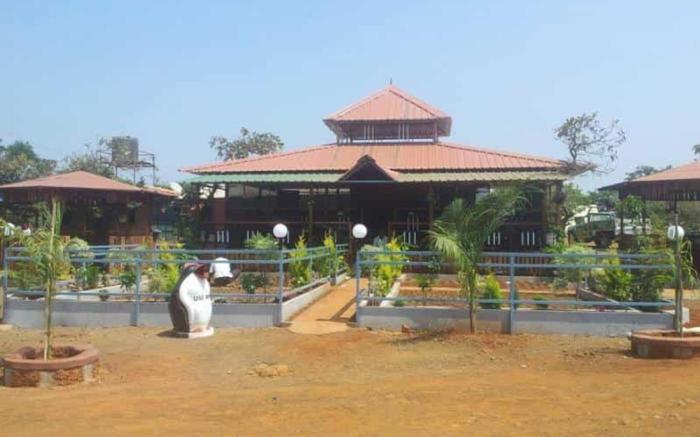 Green Valley Resort 3.8km Kodali Ghats Waterfall