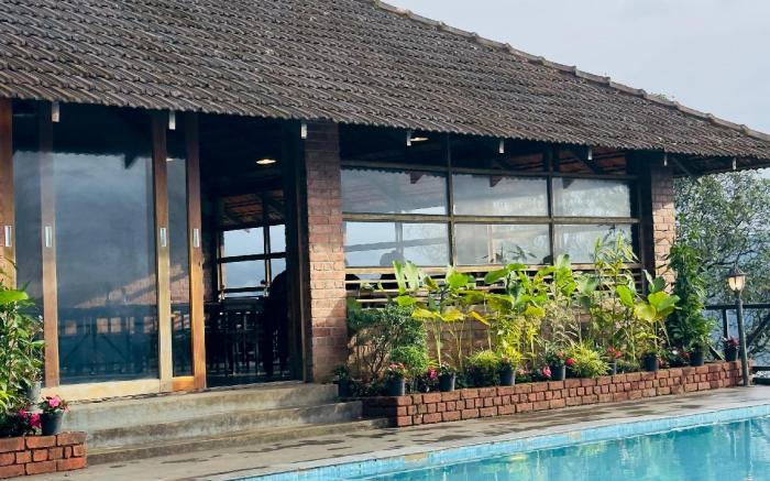  HEYDAY Thazhvaram Resort