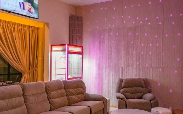 DreamWood Villa Sakeh · 22 Pax | Pool · KTV · BBQ