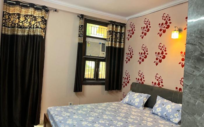 Private 3BHK Flat|Delhi Airport|Wi-Fi+Free Parking