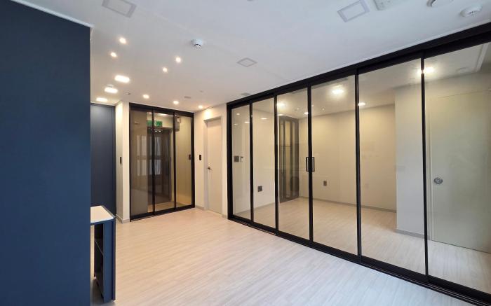 Central Height Apartment