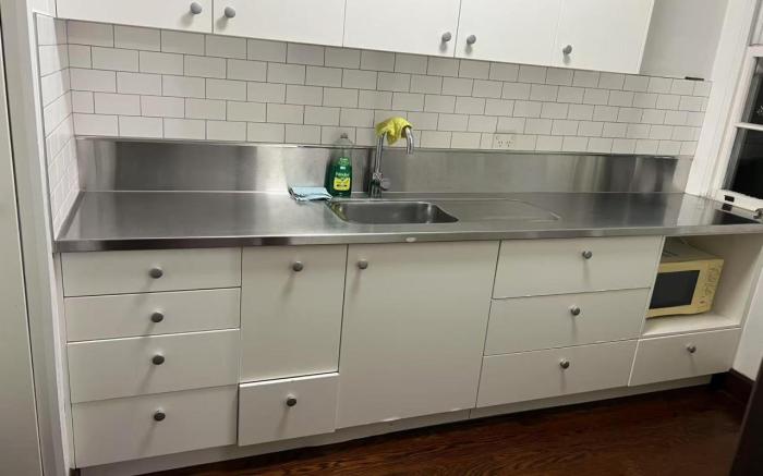 4 double 2 sofa beds apartment