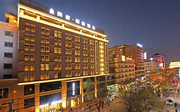 MEHOOD LESTIE Xi'an Bell Tower South Gate