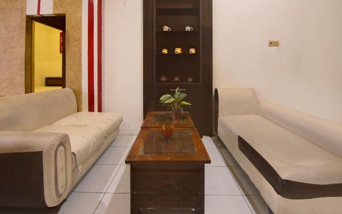 Hotel O Makassar near RS Grestelina formerly Wisma Makassar