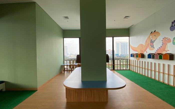 Modern Monochromatic 2BR Samara Suites By Travelio