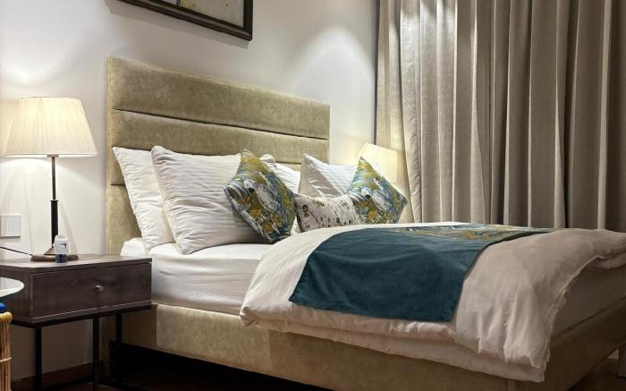 VelloStay Pink Gurgaon