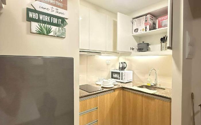 Kuya Awens Staycation