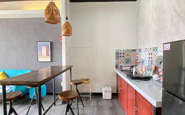 Affordable 2-Bedroom Apartment in Central D1