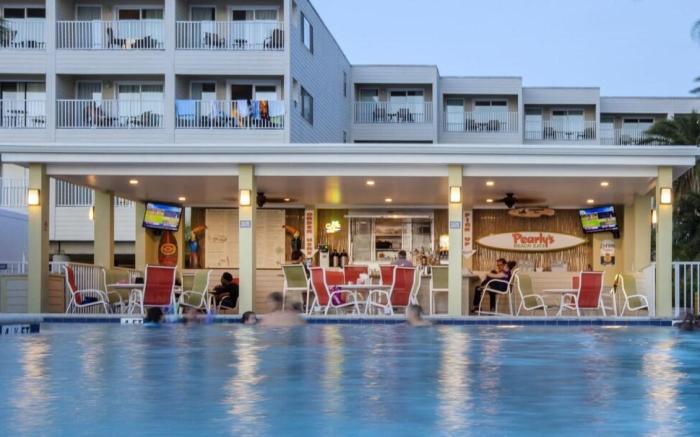 Sunset on the Bay Condo w/ Private Balcony & Pool