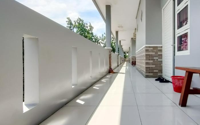 RedDoorz @ NN Guest House Exit Tol Klodran Solo