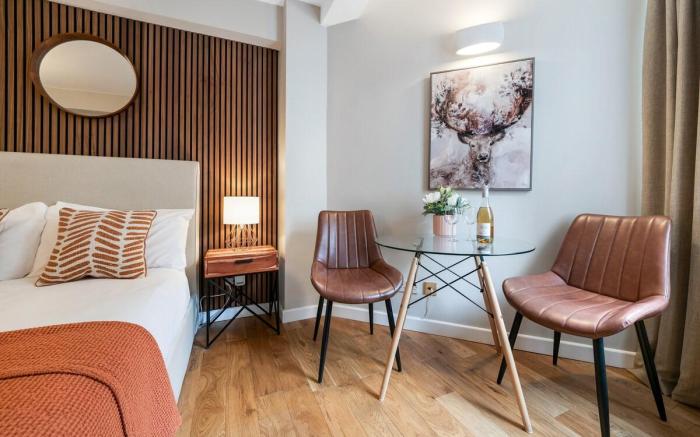 Elegant Apartment in London's Prime Location