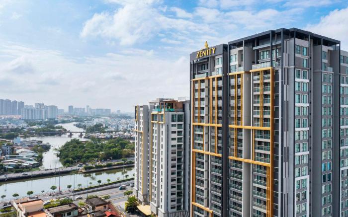 Capital Zenity's ApartmeLuxury Central City - Gym & Pool Access