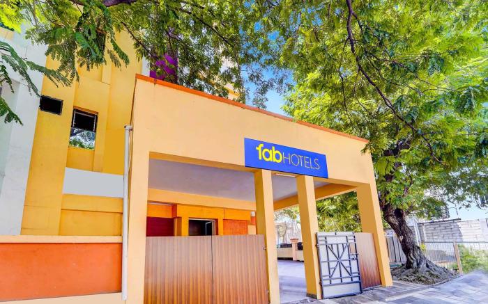 FabHotel Sahana Residency