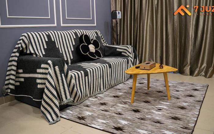 Premium suite 1R1B 30F& Infinity Pool view KLCC