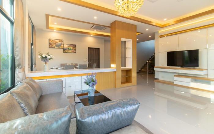 Moonlight Sky Private Pool Villa-Stay Near Airport