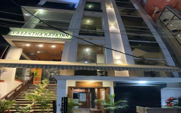 Vasantharaja Inn