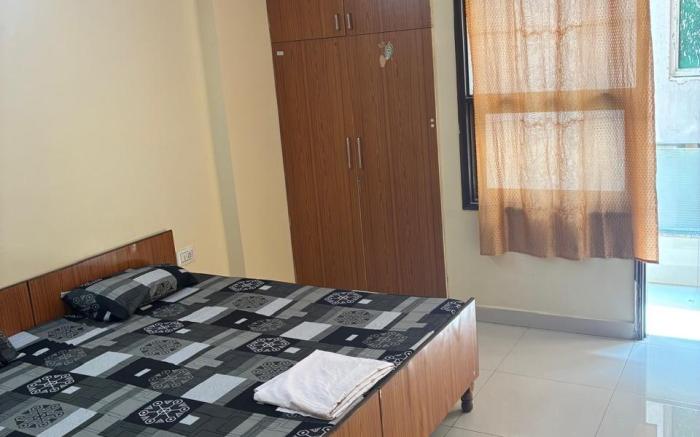 2 bhk fully furnished flat