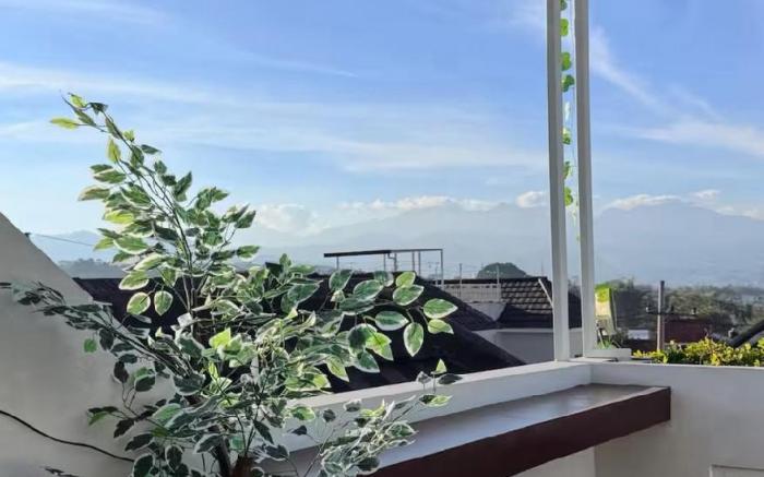 Oemah Kinah Villa Batu Malang