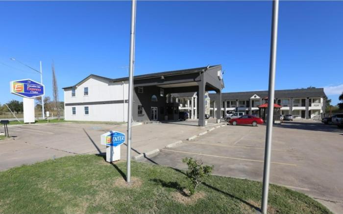 Hotel O Executive Inn & Suites Cuero Hwy 87
