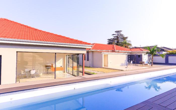 SKYLIGHT GUEST LODGE