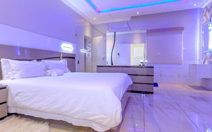 SKYLIGHT GUEST LODGE