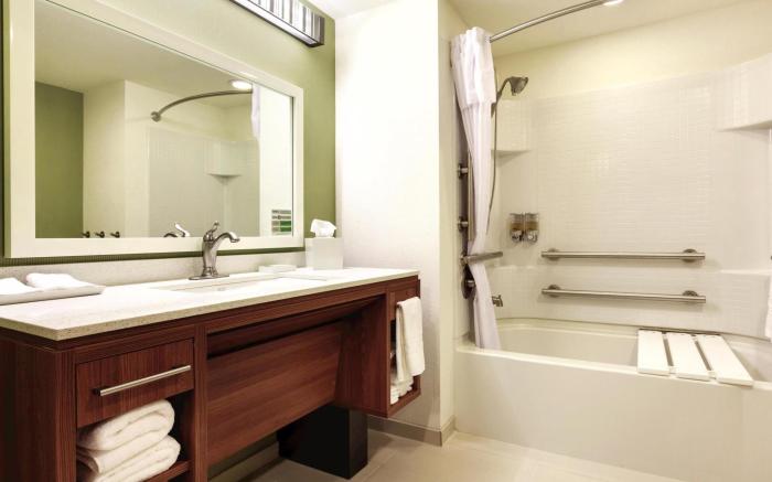 Home2 Suites by Hilton College Station