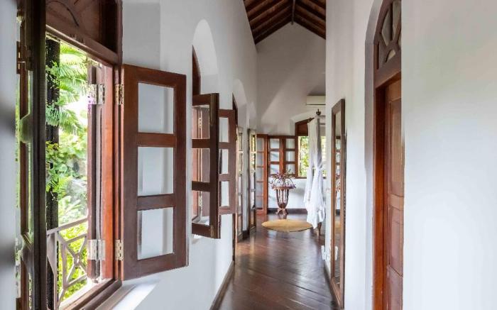 Seven Pillars. No. 39 Galle Fort