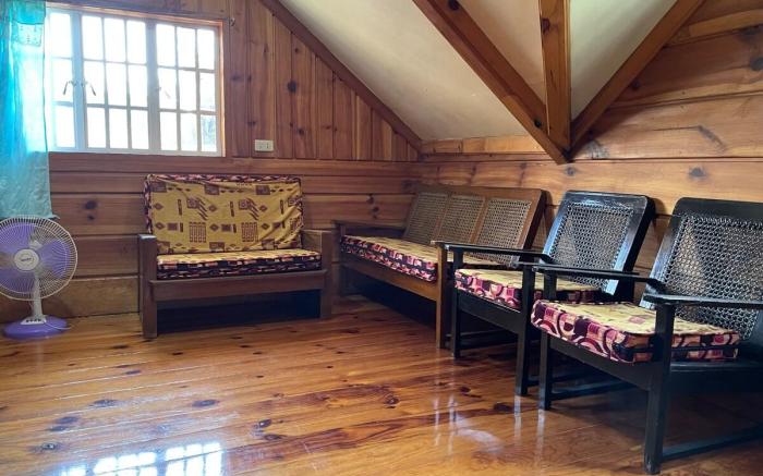 House with Starlink WiFi and Bonfire