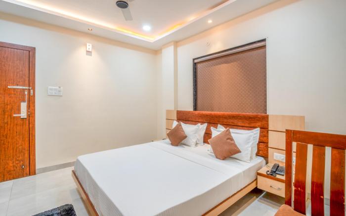 Hotel Clover Inn by Onyx Group