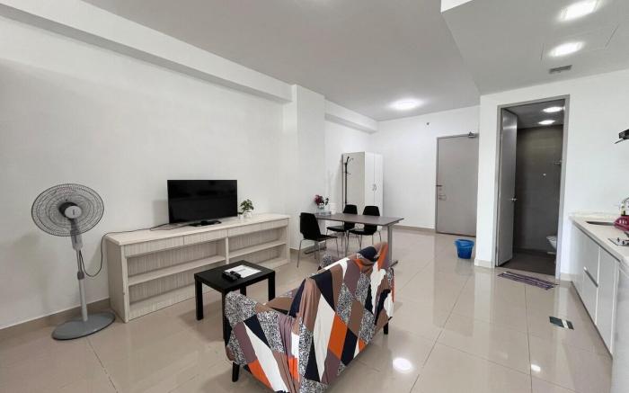 Studio #26 2min from LRT @ SS15 Courtyard (2-3PAX)